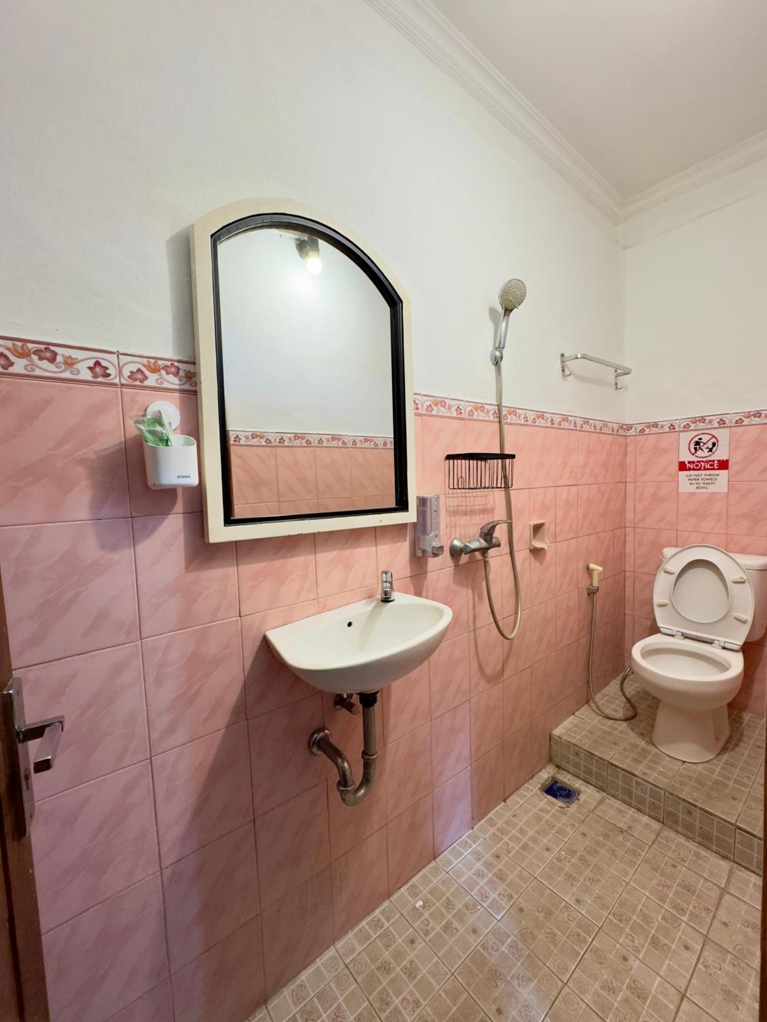 Purnama House Hotel Убуд Екстериор снимка